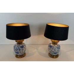 Pair of Chinoiserie Porcelain and Brass Table Lamps, French Work, circa 1970