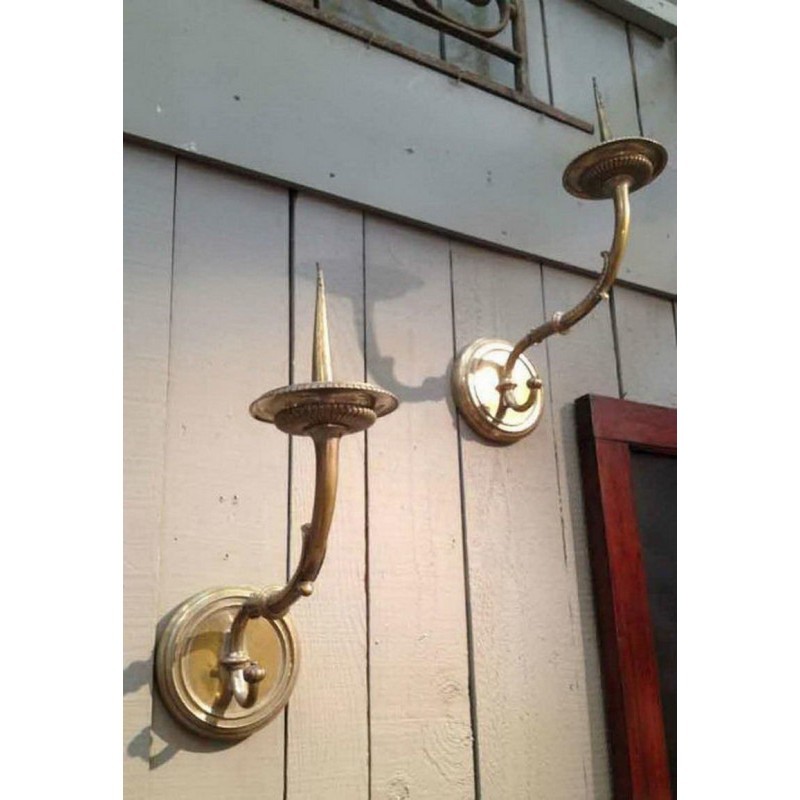 Important Pair of Bronze Wall Sconces. 18th Century