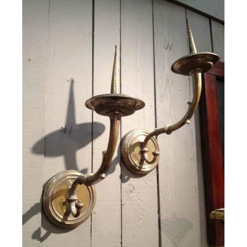 Important Pair of Bronze Wall Sconces. 18th Century