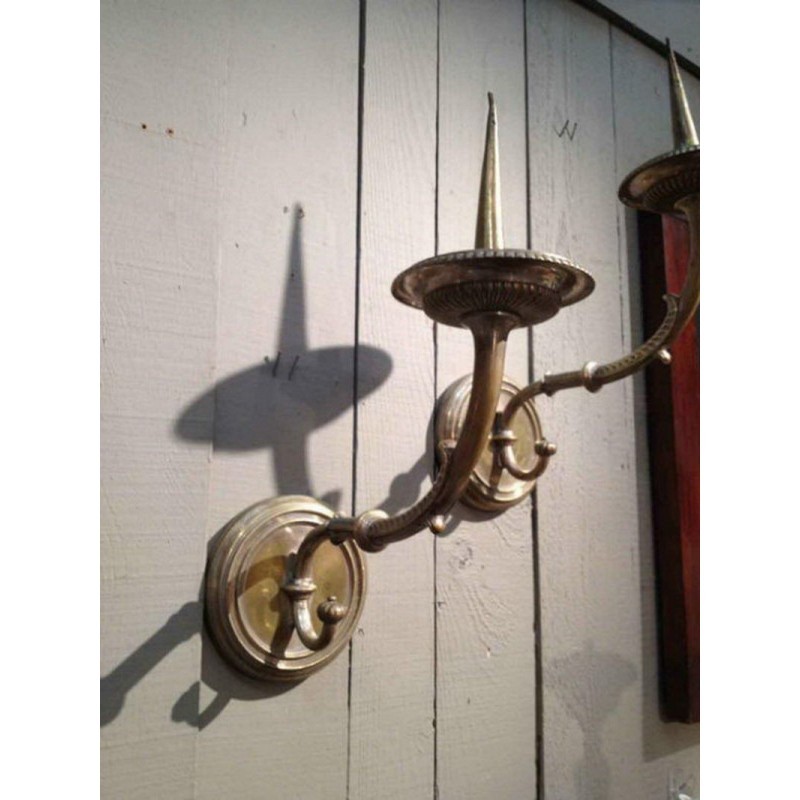 Important Pair of Bronze Wall Sconces. 18th Century