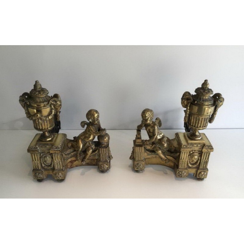 Paire de chenets en bronze ciselé figurant
