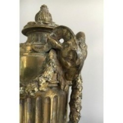 Paire de chenets en bronze ciselé figurant