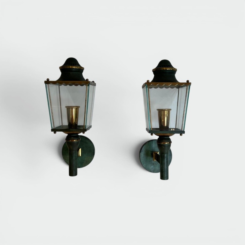 Pair of Lantern Sconces in Green-Patinated Metal and Brass with Glazed Panels, French Work, by Pietro Chiesa for Fontana Arte