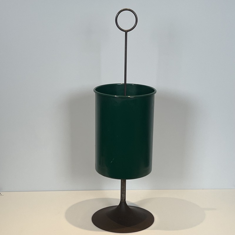 Green Lacquered Metal Umbrella Stand with Tulip Base and R | Maison Barrois