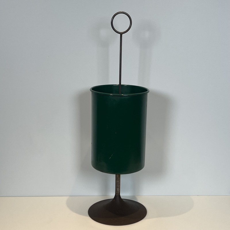 Green Lacquered Metal Umbrella Stand with Tulip Base and R | Maison Barrois