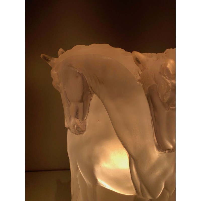 Lucite Table Lamp with Horse Figures, in the Style of Maison Lalique, French Work, circa 1970