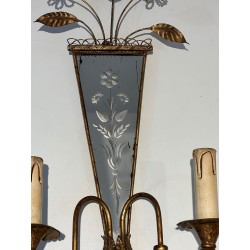 Pair of Sconces with Engraved Mirror and Beaded Flowers, N | Maison Barrois