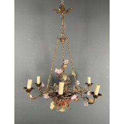 Basket Chandelier in Gilt Metal with Six Lights, Bouquet of Roses in Polychrome Porcelain, Circa 1900