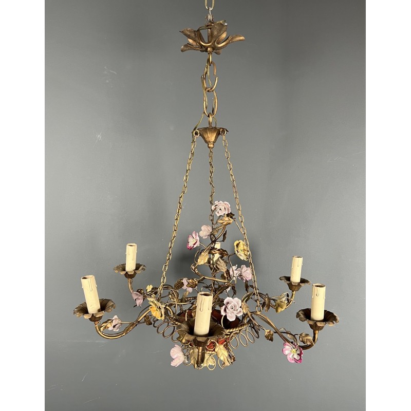 Basket Chandelier in Gilt Metal with Six Lights, Bouquet of Roses in Polychrome Porcelain, Circa 1900