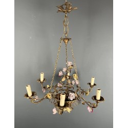 Basket Chandelier in Gilt Metal with Six Lights, Bouquet of Roses in Polychrome Porcelain, Circa 1900